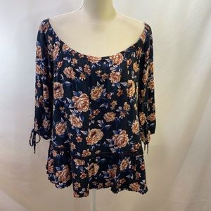American Eagle Floral Blouse